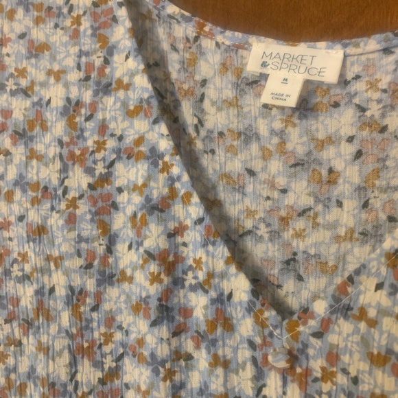 Jumper - Picture 2 of 3